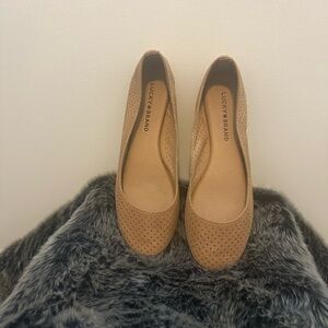 Lucky Brand Women's Tan Ballet Flats Size 8.5
